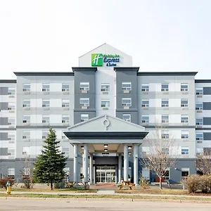 Holiday Express & Suites-edmonton South, An Ihg Hotel