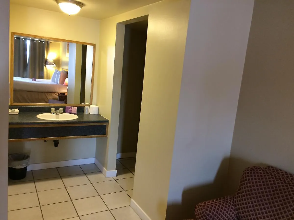 Nice Inn Эдмонтон